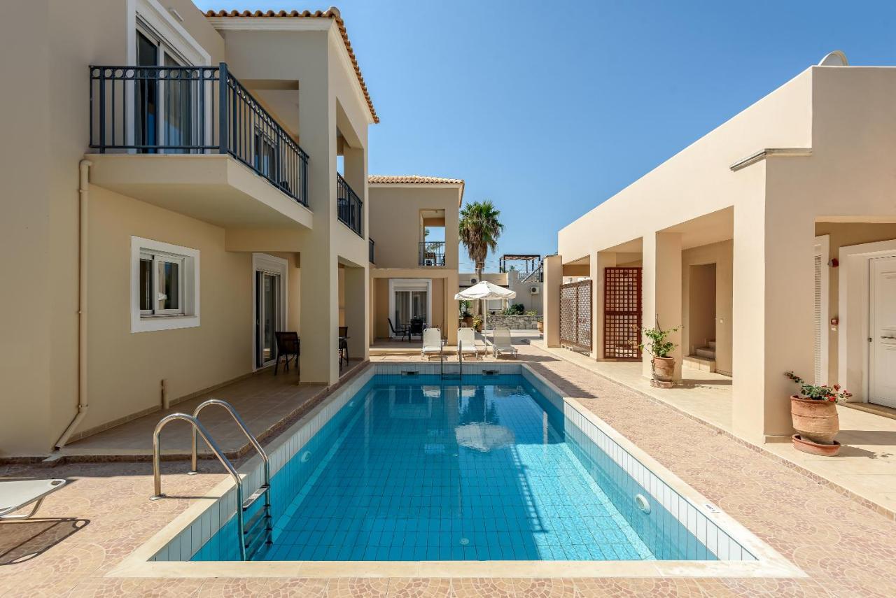 Azure Beach Villas Kíssamos Dış mekan fotoğraf