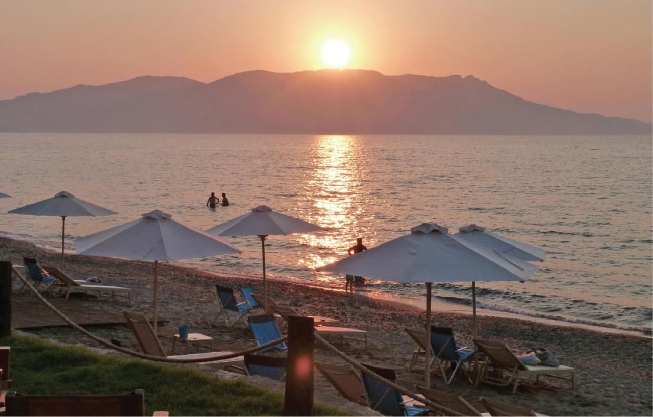 Azure Beach Villas Kíssamos Dış mekan fotoğraf
