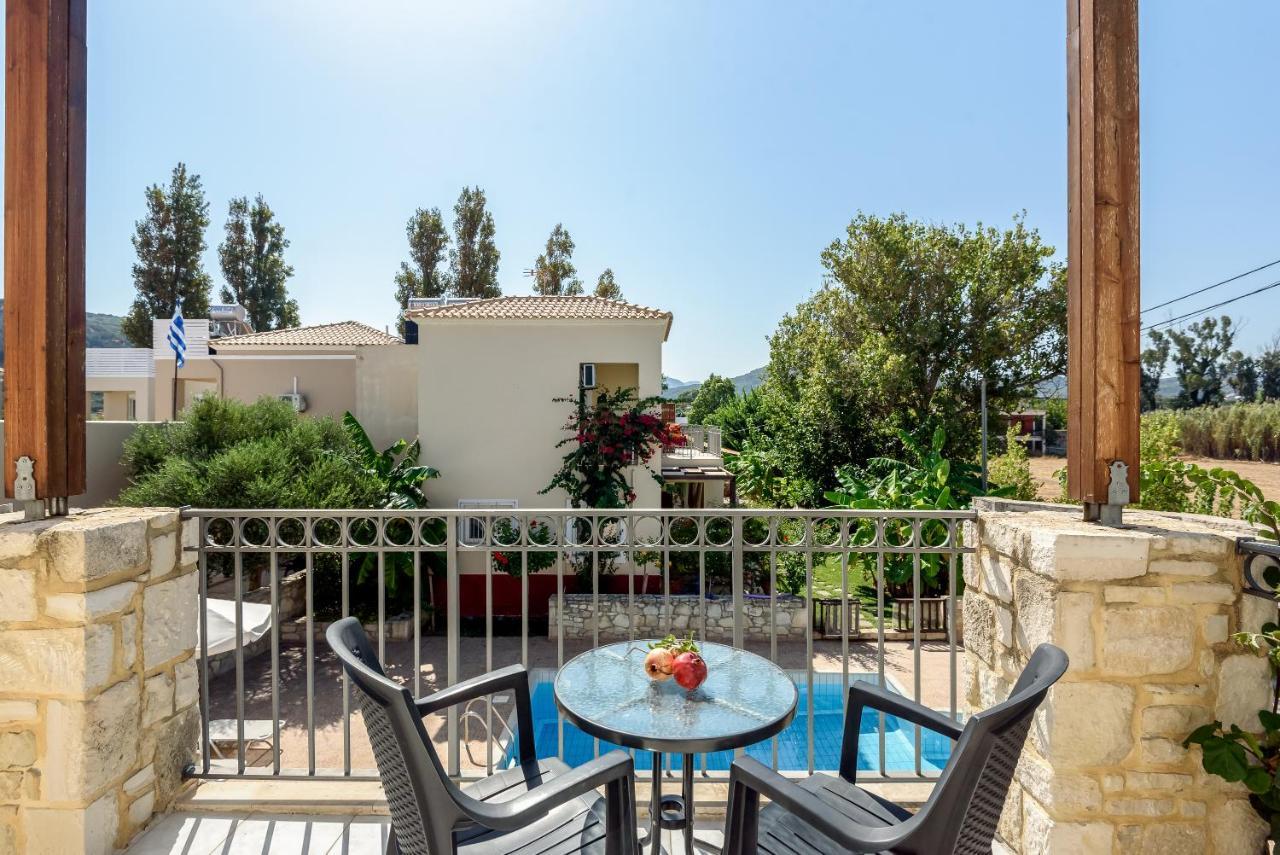 Azure Beach Villas Kíssamos Dış mekan fotoğraf