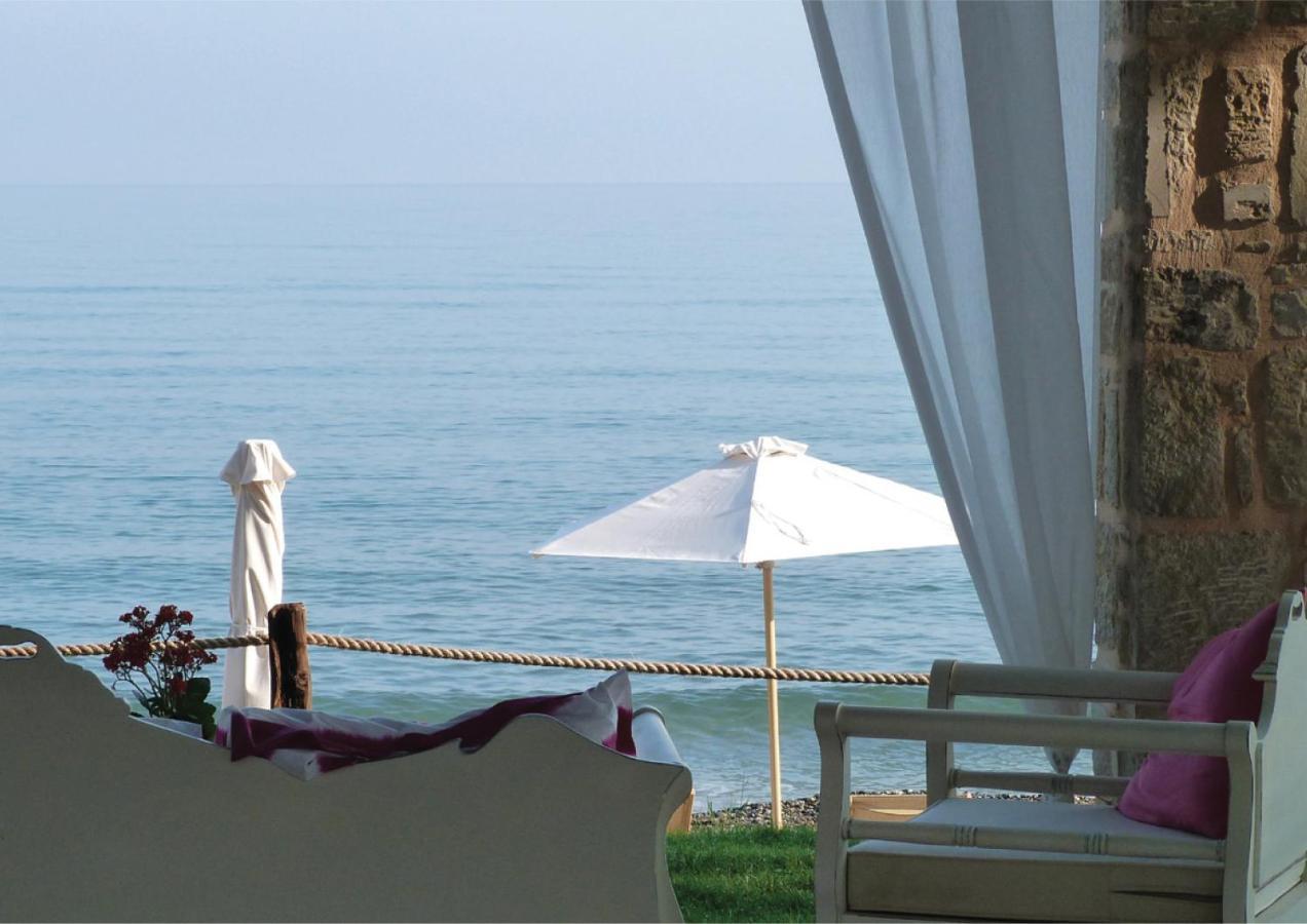 Azure Beach Villas Kíssamos Dış mekan fotoğraf